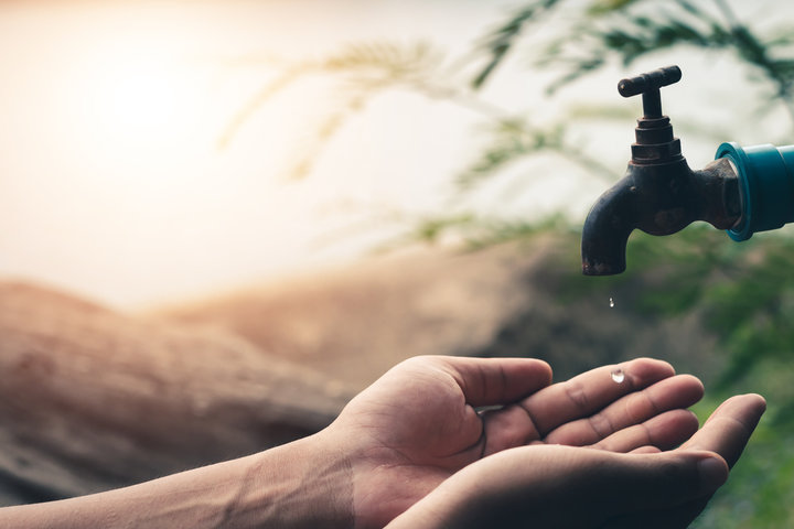 Cómo ahorrar agua y dinero con un buen mantenimiento de las instalaciones hidráulicas.